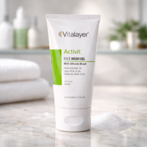 (رغوة غسول الوجه) من مجموعة Activit التابعة لعلامة Vitalayer،