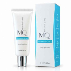 كريم الترطيب والتغذية اليومية وحماية البشرة مويستشرايزينج كريم (Moisturizing Cream / Crème Hydratante) لترطيب وتهدئة ودعم حاجز الجلد لجميع أنواع البشرة (55 مل) من إم كيو (MQ - Miraculous Quality)