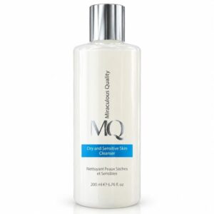 منظف وغسول البشرة الجافة والحساسة دراي آند سنستيف سكين كلينزر (Dry and Sensitive Skin Cleanser / Nettoyant Peaux Sèches et Sensibles) لترطيب وتهدئة وتنظيف البشرة الجافة بلطف فائق (200 مل) من إم كيو (MQ - Miraculous Quality)